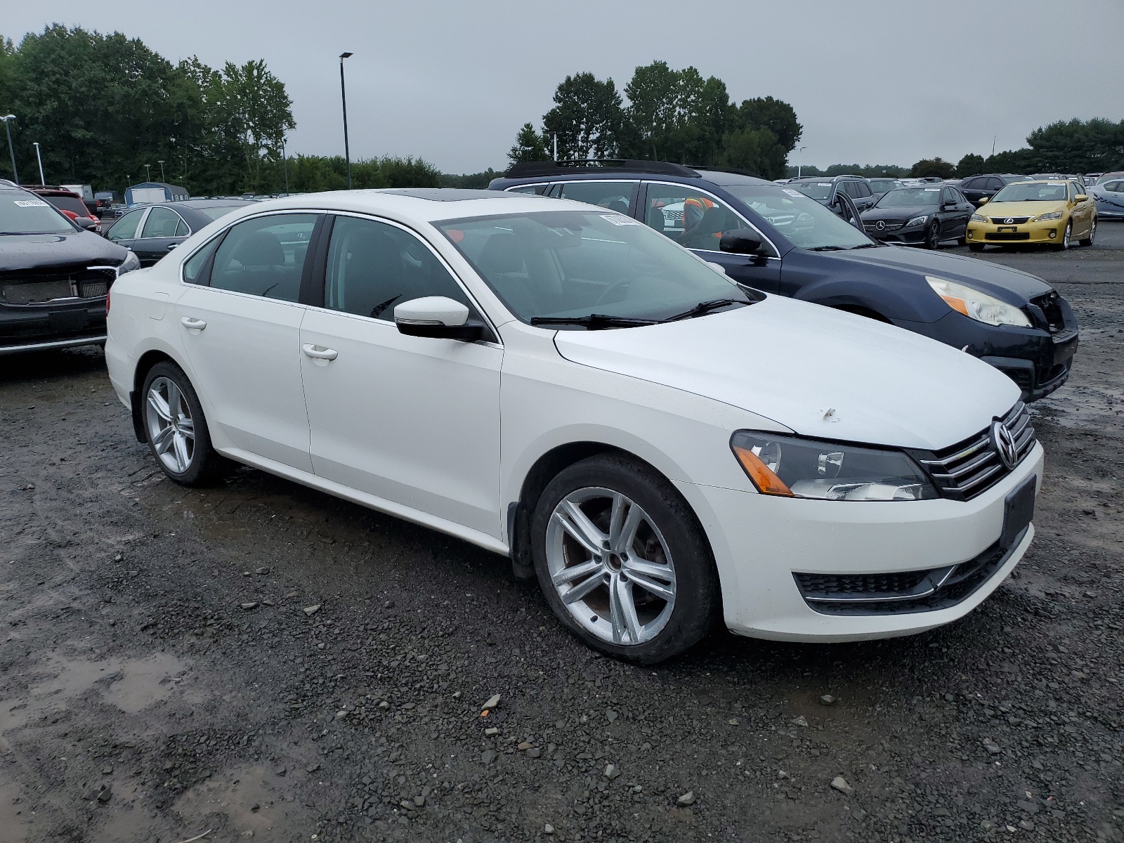 1VWBV7A39FC051724 2015 Volkswagen Passat Se