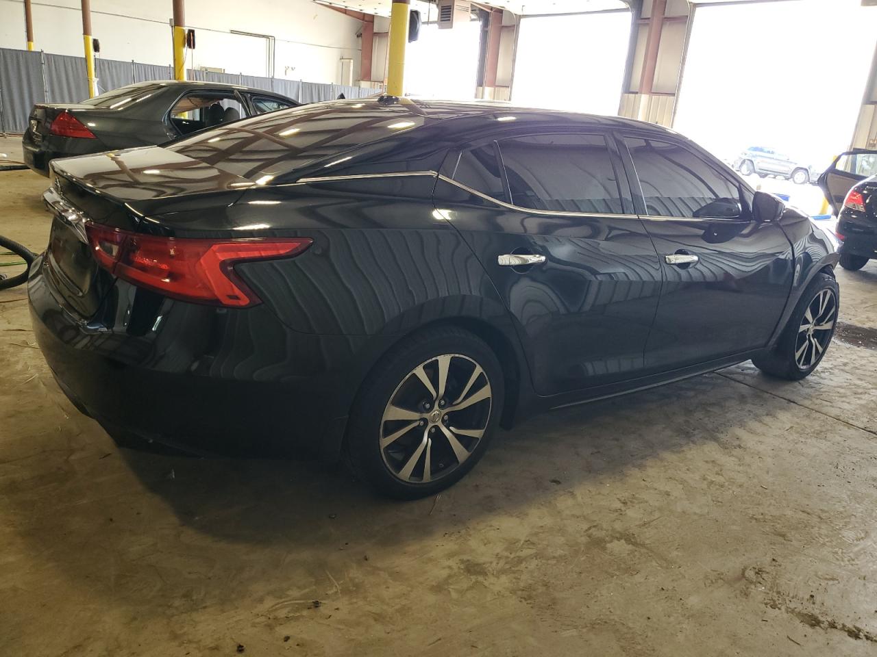 1N4AA6AP5JC391068 NISSAN MAXIMA 2018