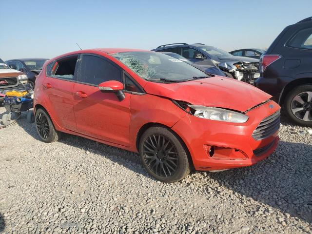  FORD FIESTA 2015 Червоний