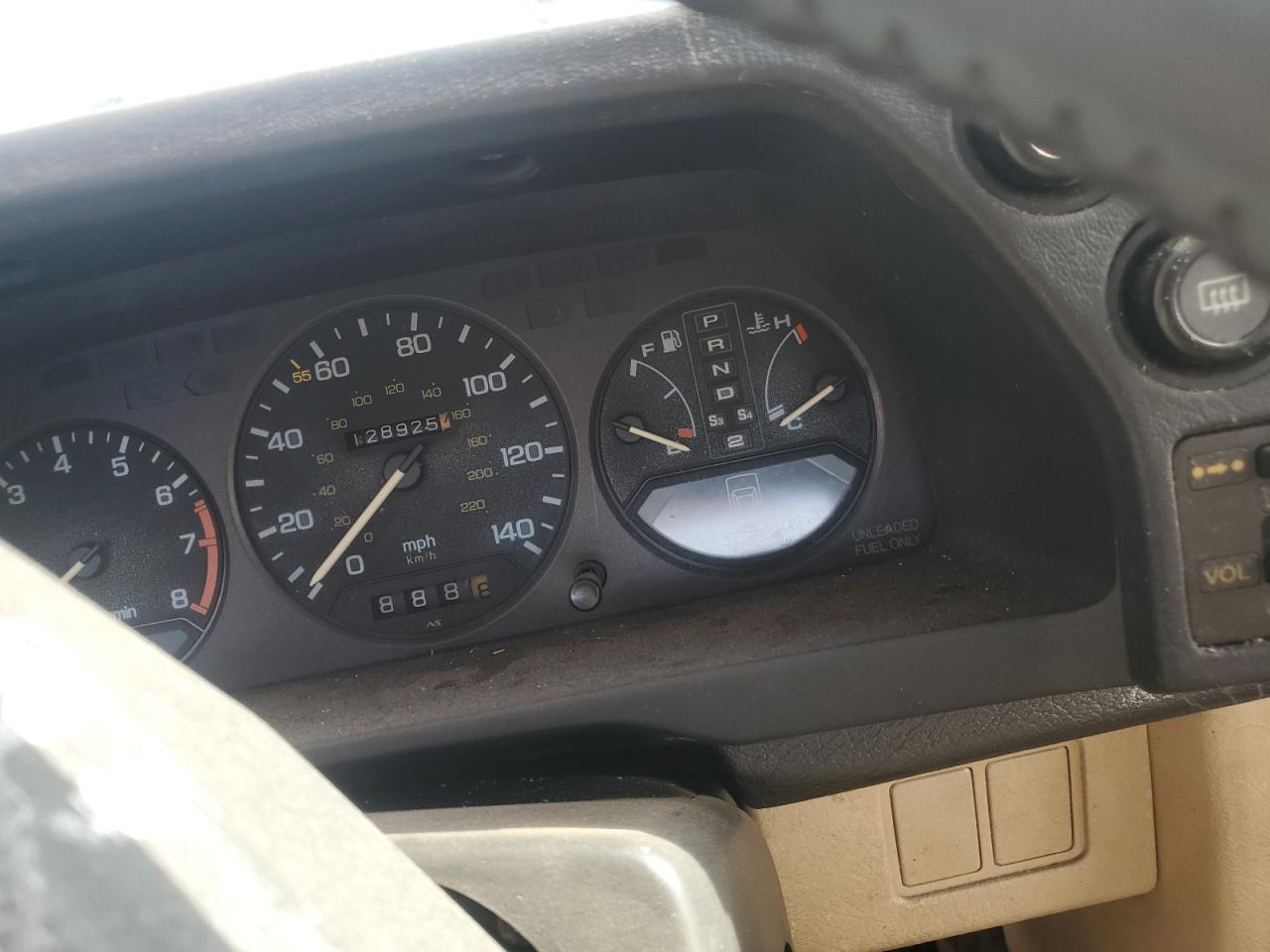 1990 Acura Legend L VIN: JH4KA4663LC025498 Lot: 63973074