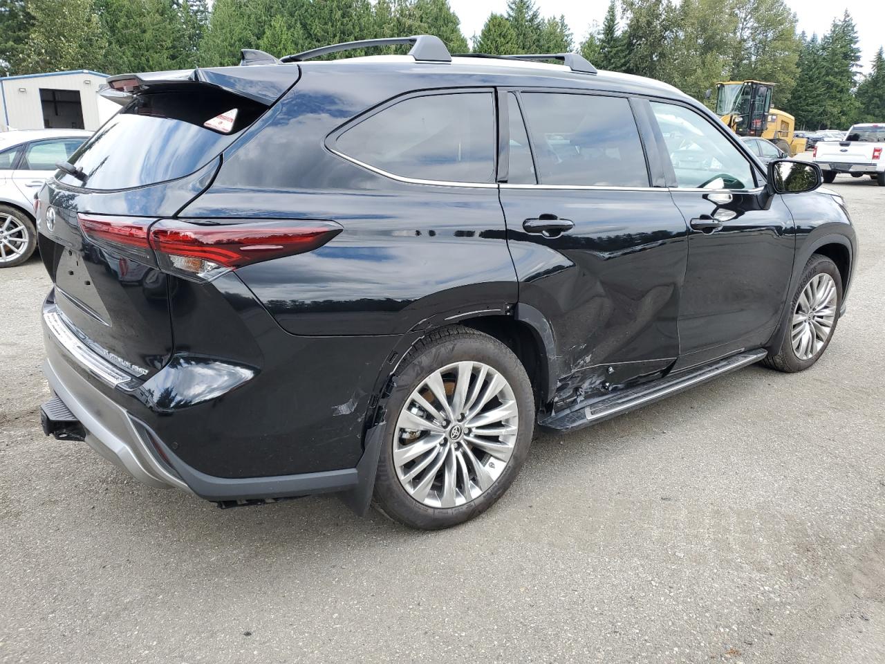 2024 Toyota Highlander Le VIN: 5TDKDRBH3RS552218 Lot: 68288124