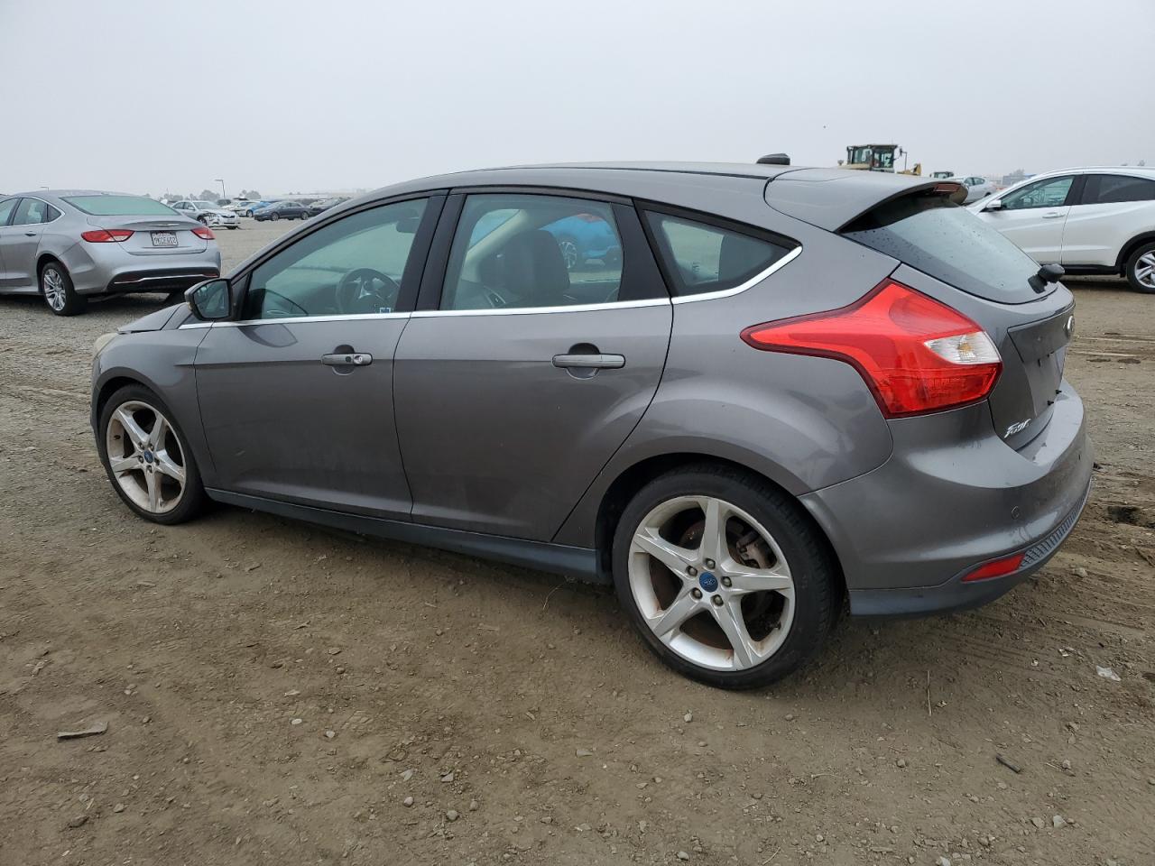 VIN 1FADP3N26DL184704 2013 FORD FOCUS no.2