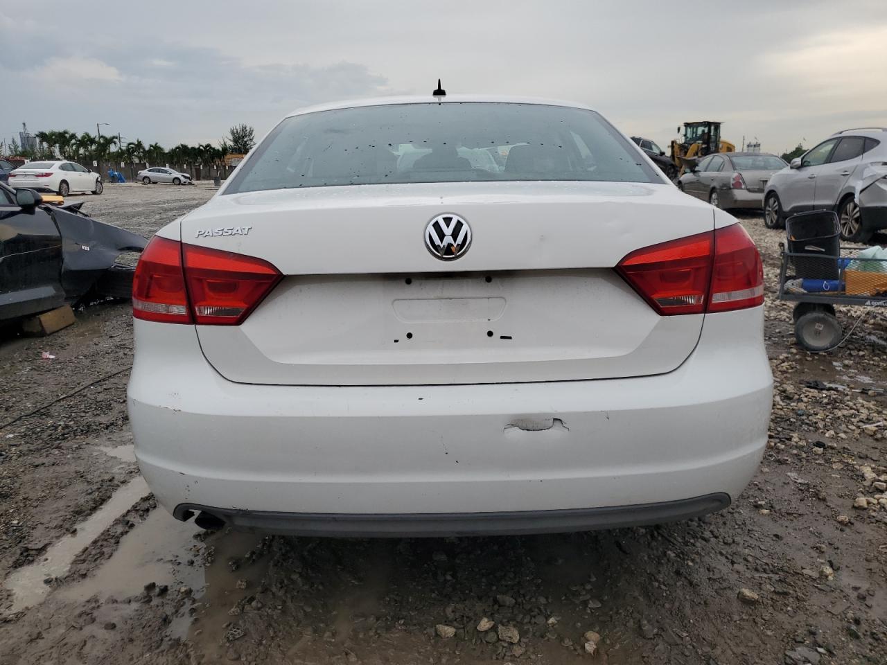 1VWAP7A33CC019868 2012 Volkswagen Passat S