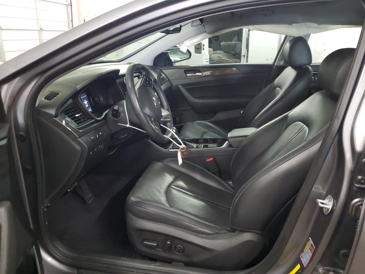 2018 Hyundai Sonata Sport VIN: 5NPE34AF4JH633919 Lot: 65680684