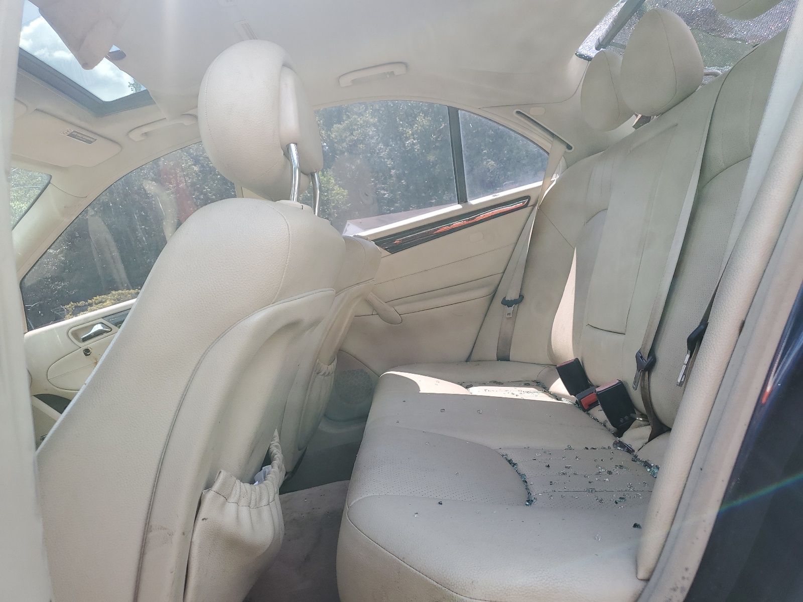 WDBRF61J05F587593 2005 Mercedes-Benz C 240