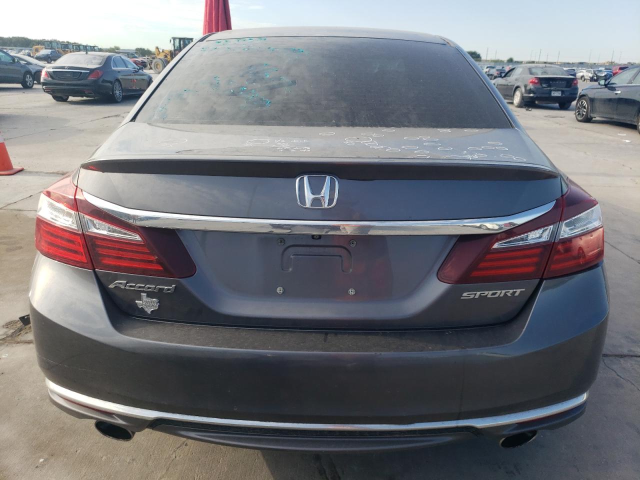 2017 Honda Accord Sport VIN: 1HGCR2F50HA092512 Lot: 68506284