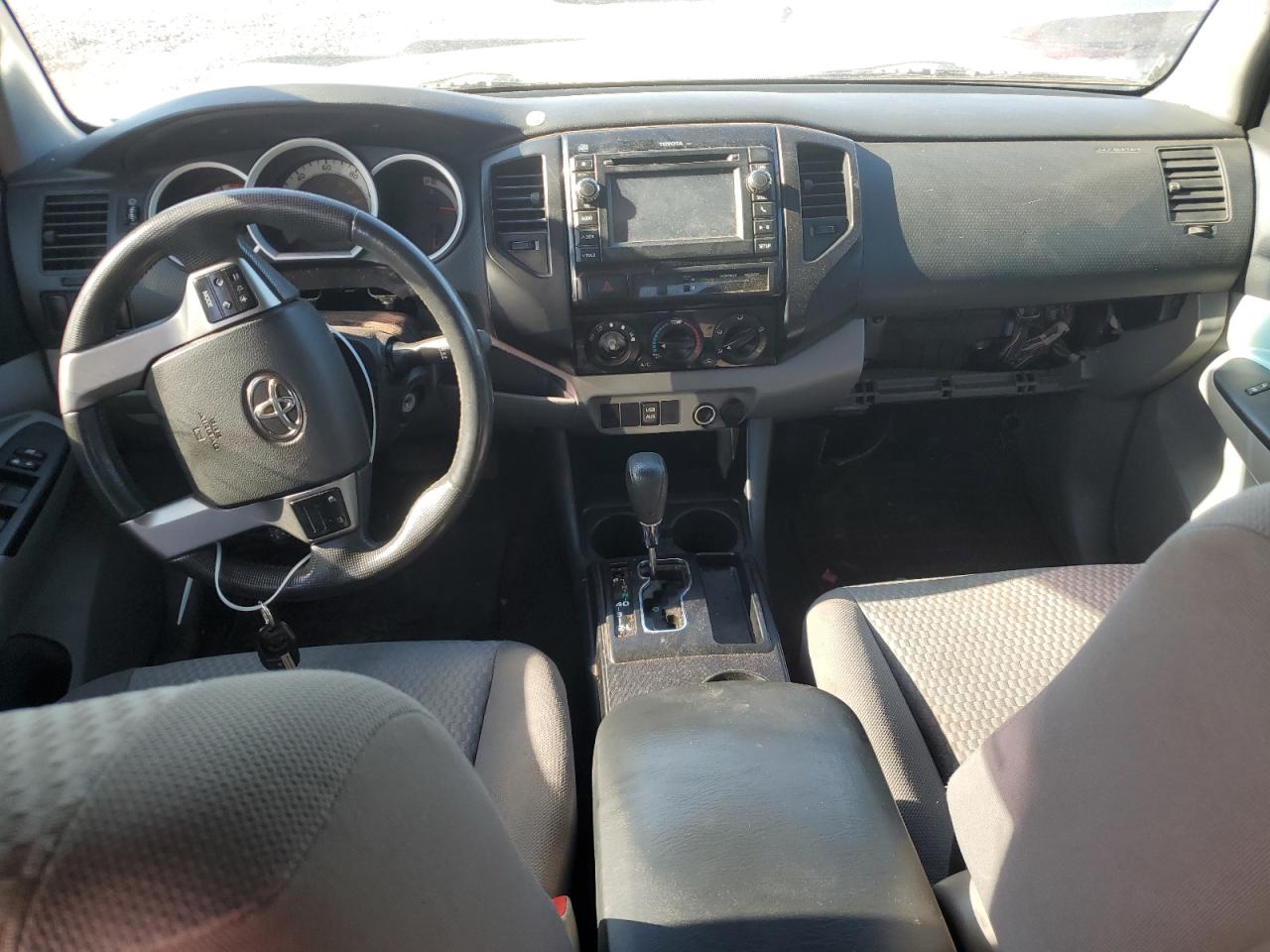 2013 Toyota Tacoma - Image 8