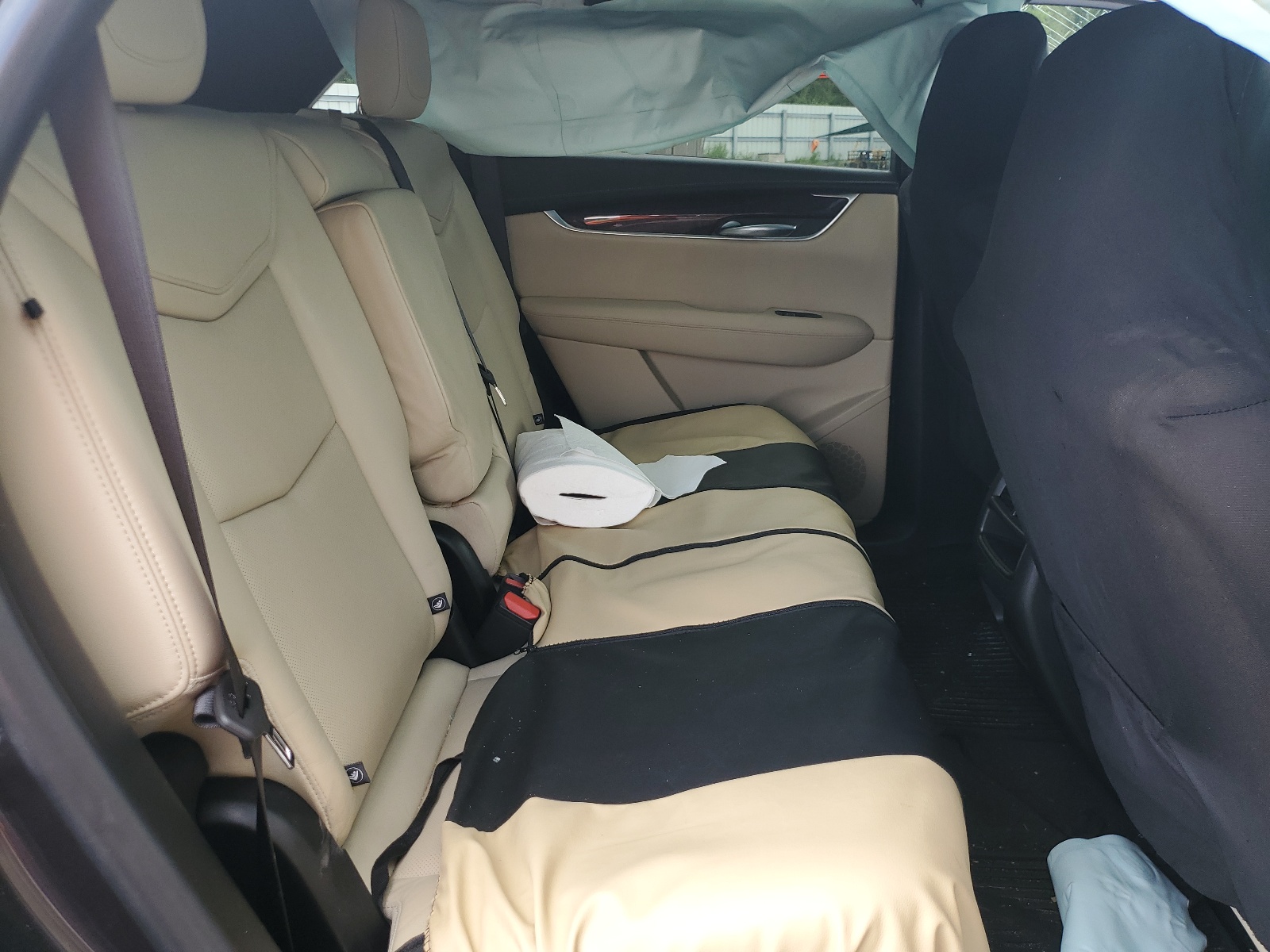 1GYKNCRS6JZ191303 2018 Cadillac Xt5 Luxury