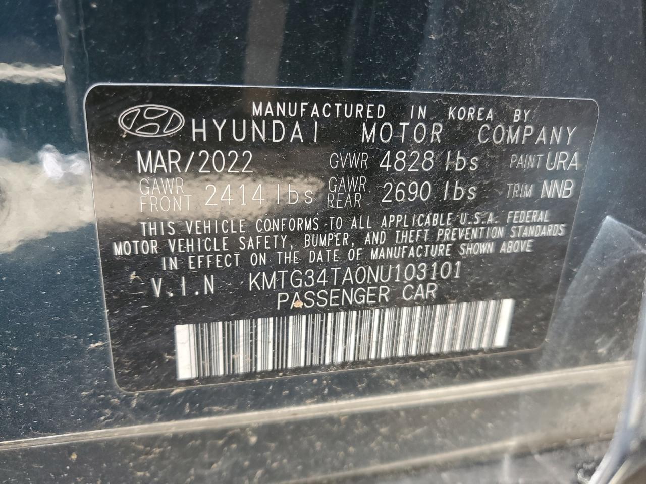 2022 Genesis G70 - Image 12