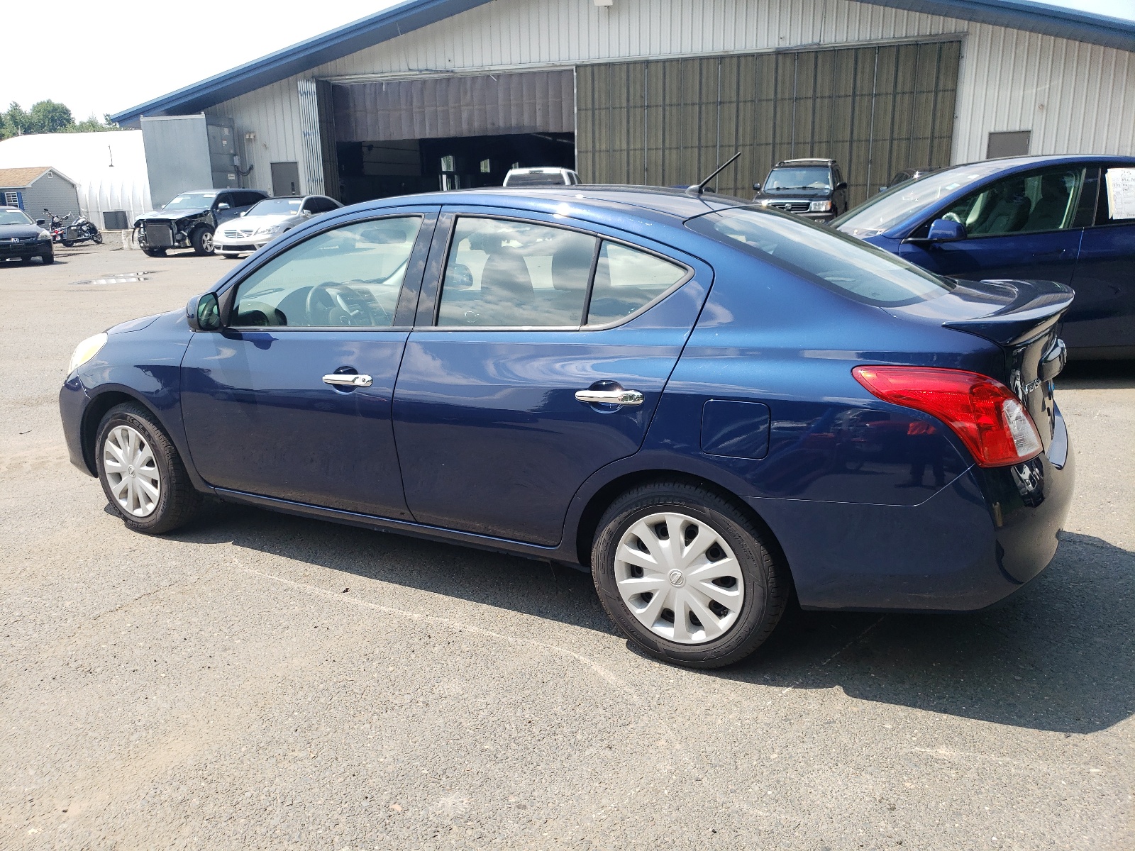 2014 Nissan Versa S vin: 3N1CN7AP4EL841528