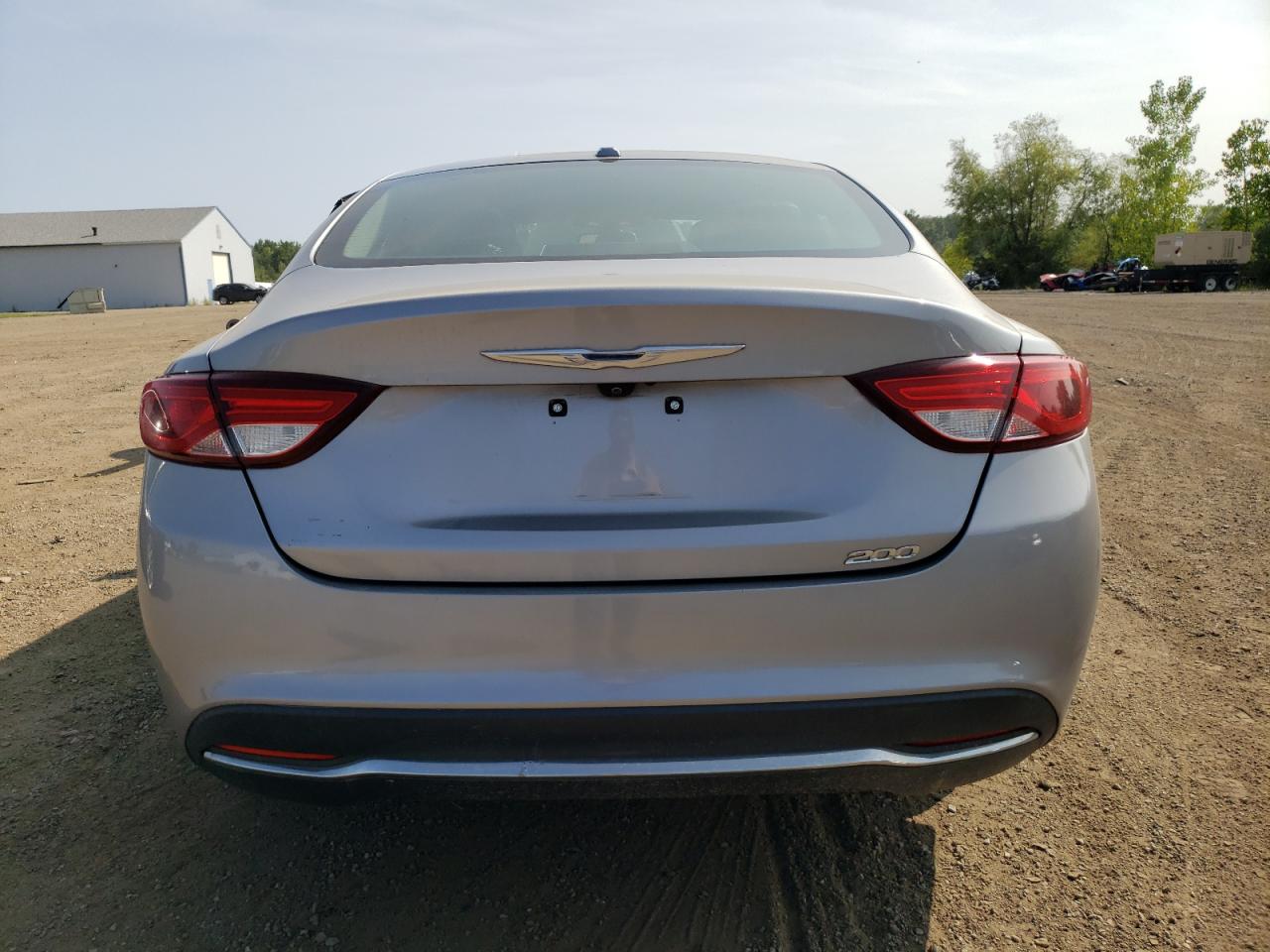 2015 Chrysler 200 Limited VIN: 1C3CCCAB5FN631669 Lot: 69029874