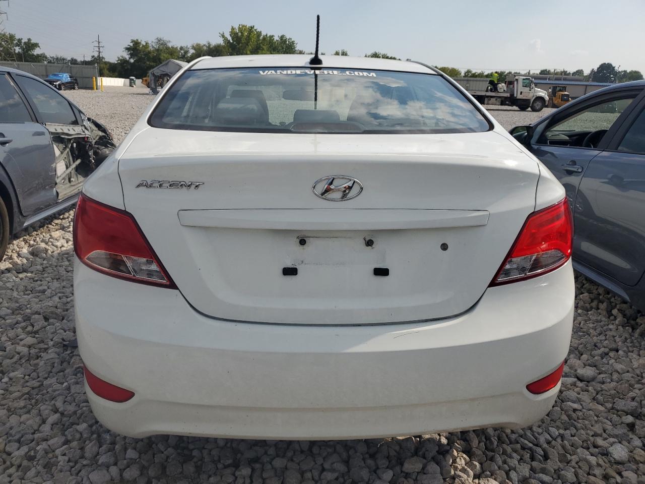 2016 Hyundai Accent Se VIN: KMHCT4AE3GU943990 Lot: 68789024