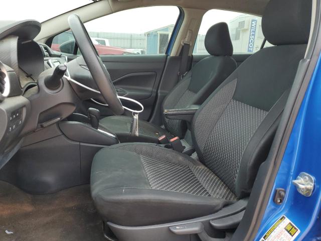  NISSAN VERSA 2020 Синий