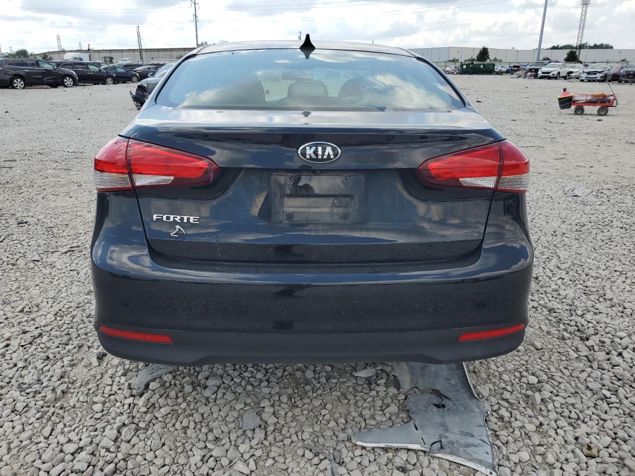 2017 Kia Forte Lx VIN: 3KPFL4A7XHE090149 Lot: 66082924