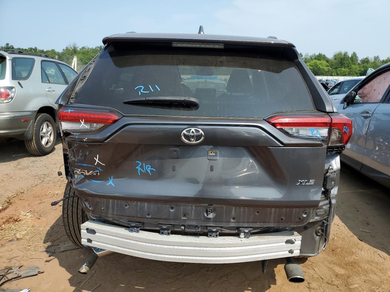 2020 Toyota Rav4 Xle Premium VIN: JTMC1RFV3LD042399 Lot: 67169734