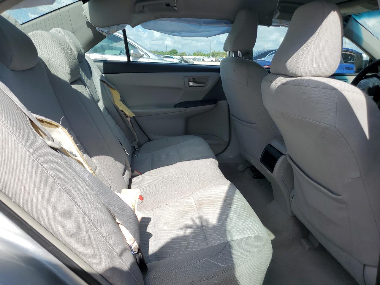 2015 Toyota Camry - Image 10