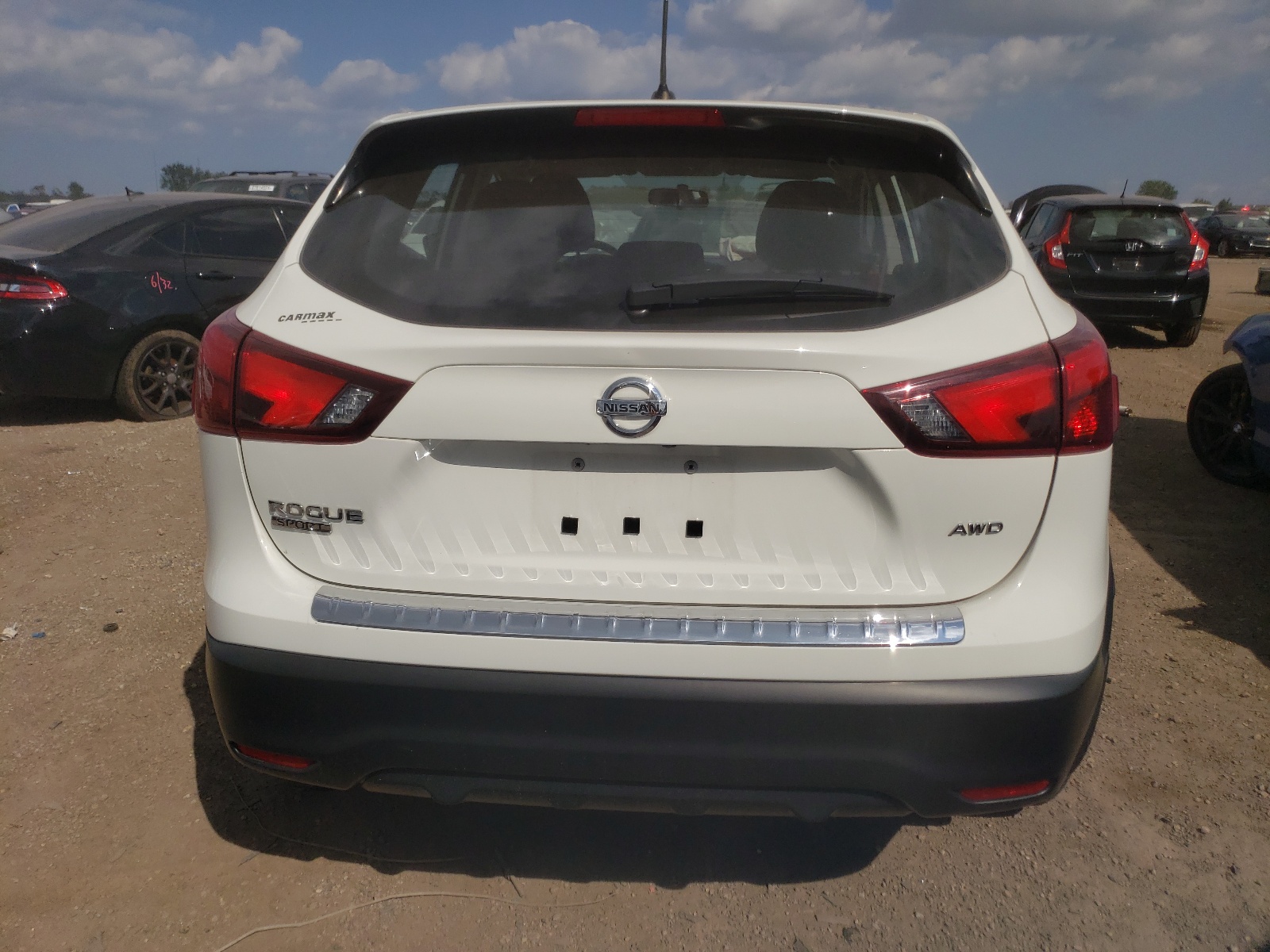 JN1BJ1CR8HW142534 2017 Nissan Rogue Sport S