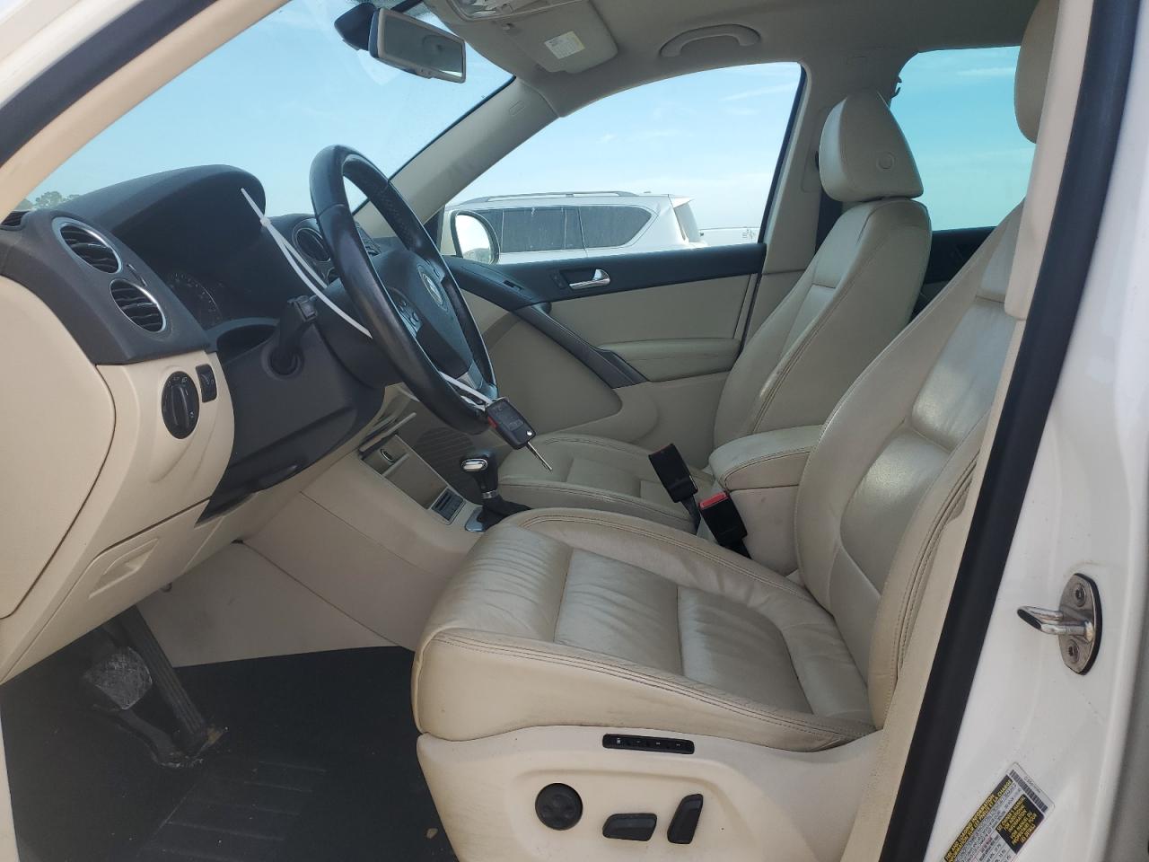 2009 Volkswagen Tiguan S VIN: WVGAV75N49W526138 Lot: 67704674