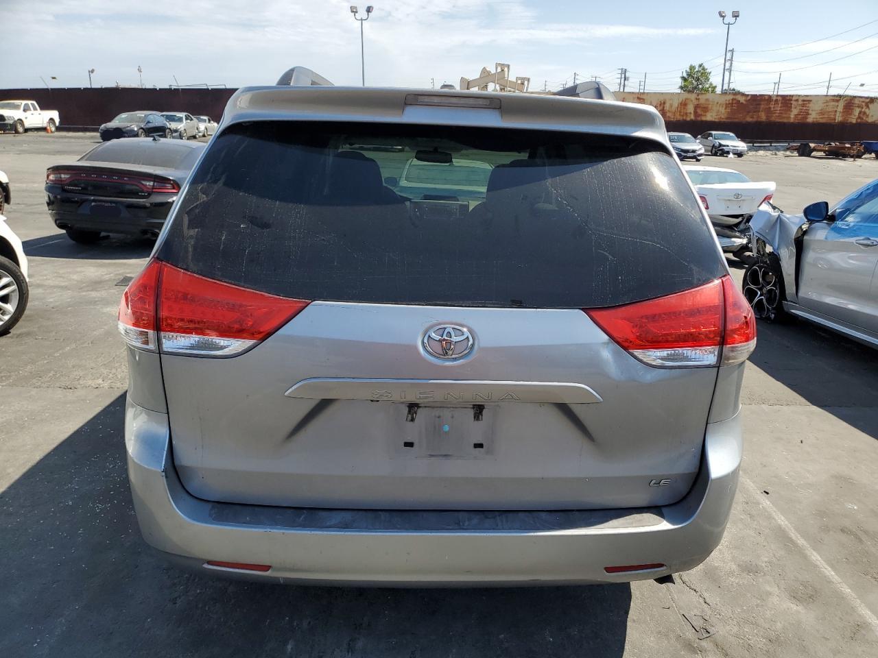 2013 Toyota Sienna Le VIN: 5TDKK3DC7DS333890 Lot: 66630924