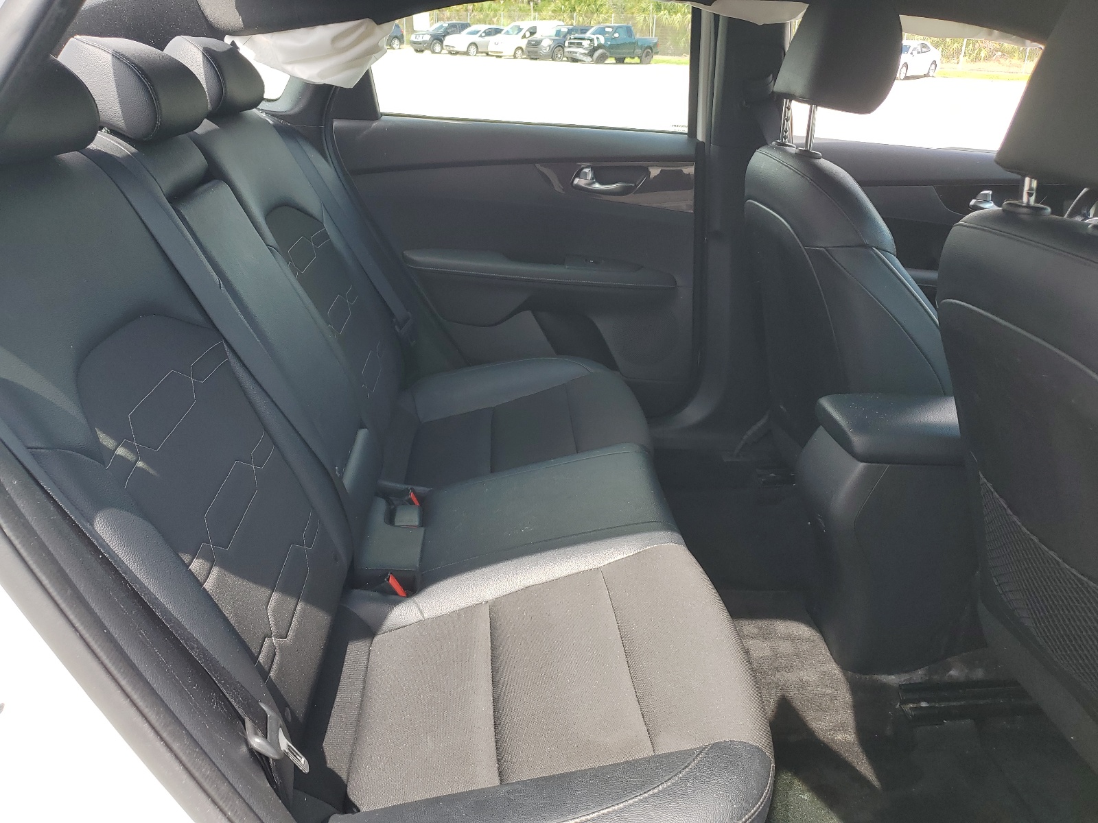 3KPF34AD8ME278037 2021 Kia Forte Gt Line