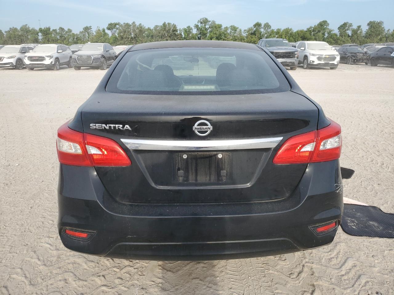 3N1AB7AP4HY302933 2017 Nissan Sentra S