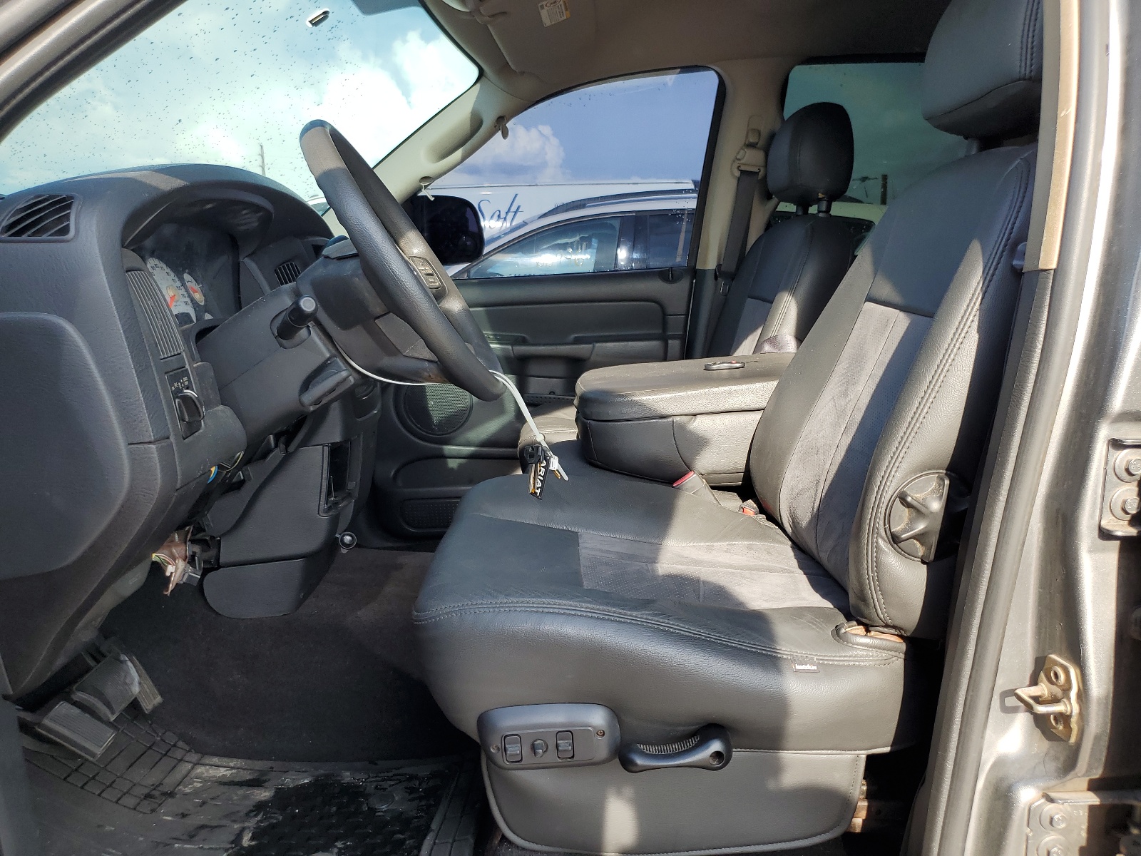 1D7HA18D85S357893 2005 Dodge Ram 1500 St