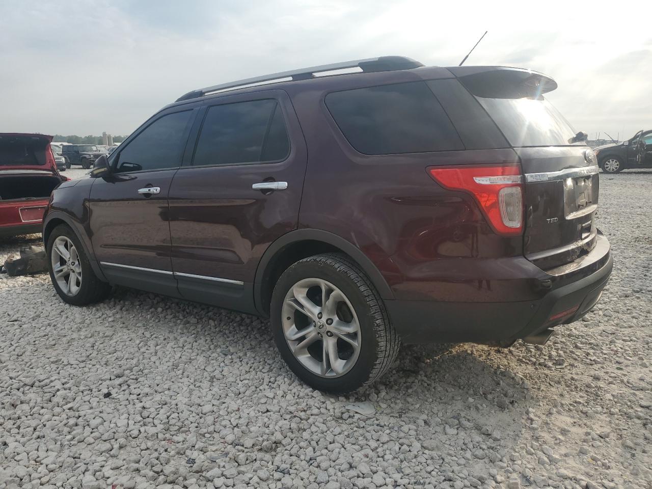 2011 Ford Explorer - Image 2