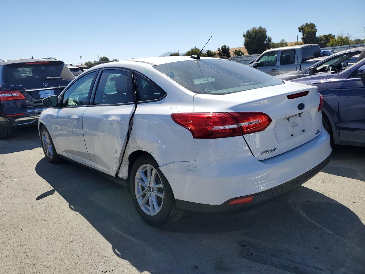 2015 Ford Focus - Image 2