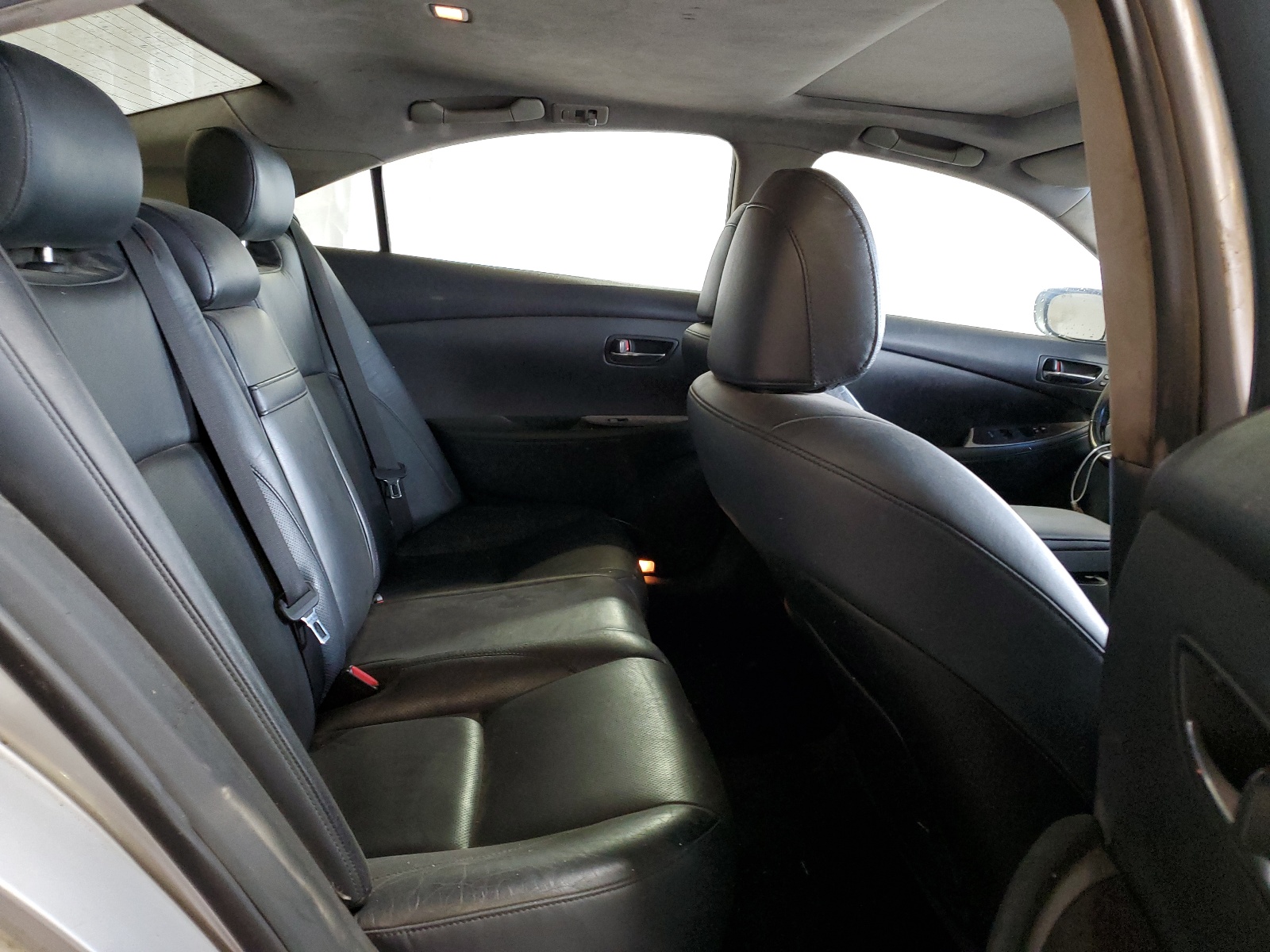 JTHBK1EG2B2428088 2011 Lexus Es 350