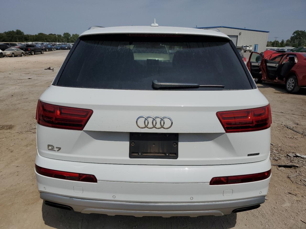 WA1AHAF70HD040195 2017 Audi Q7 Premium