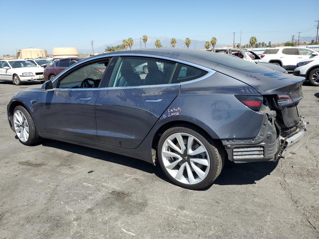 5YJ3E1EAXKF425364 2019 TESLA MODEL 3 - Image 2