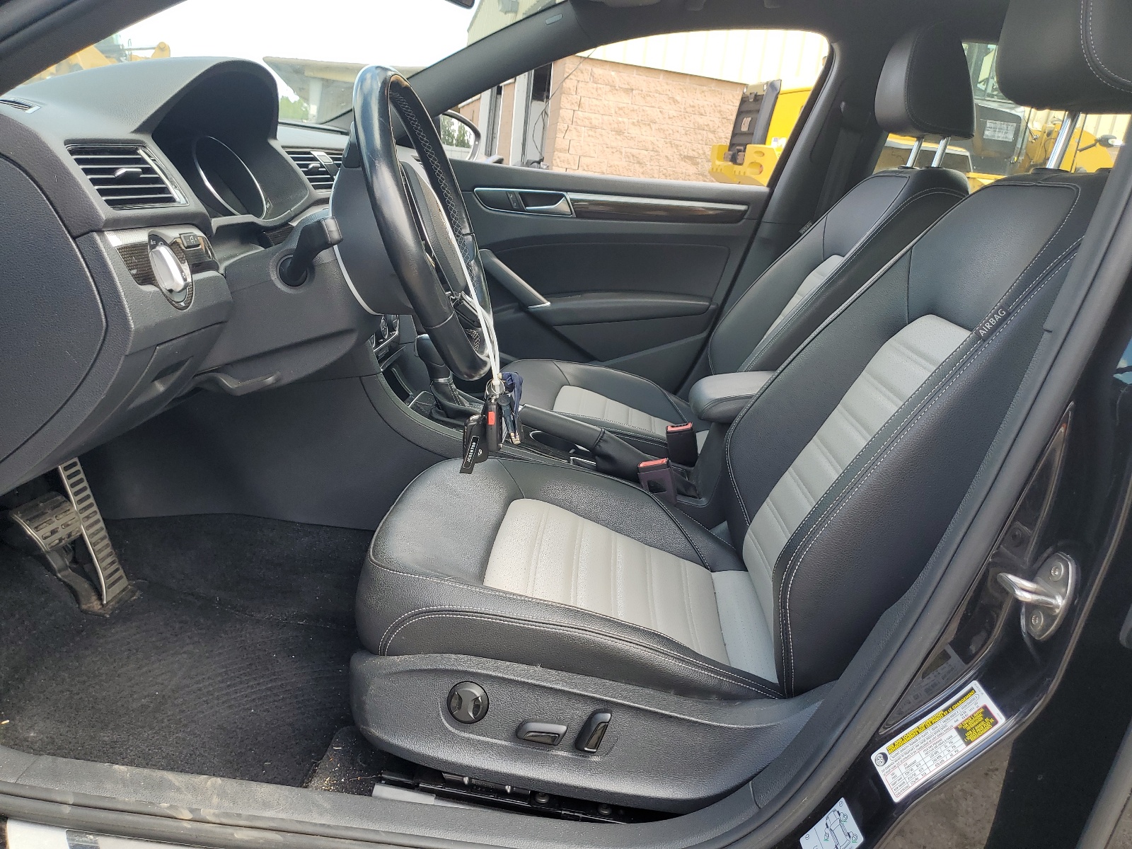 1VWJM7A33JC026700 2018 Volkswagen Passat Gt