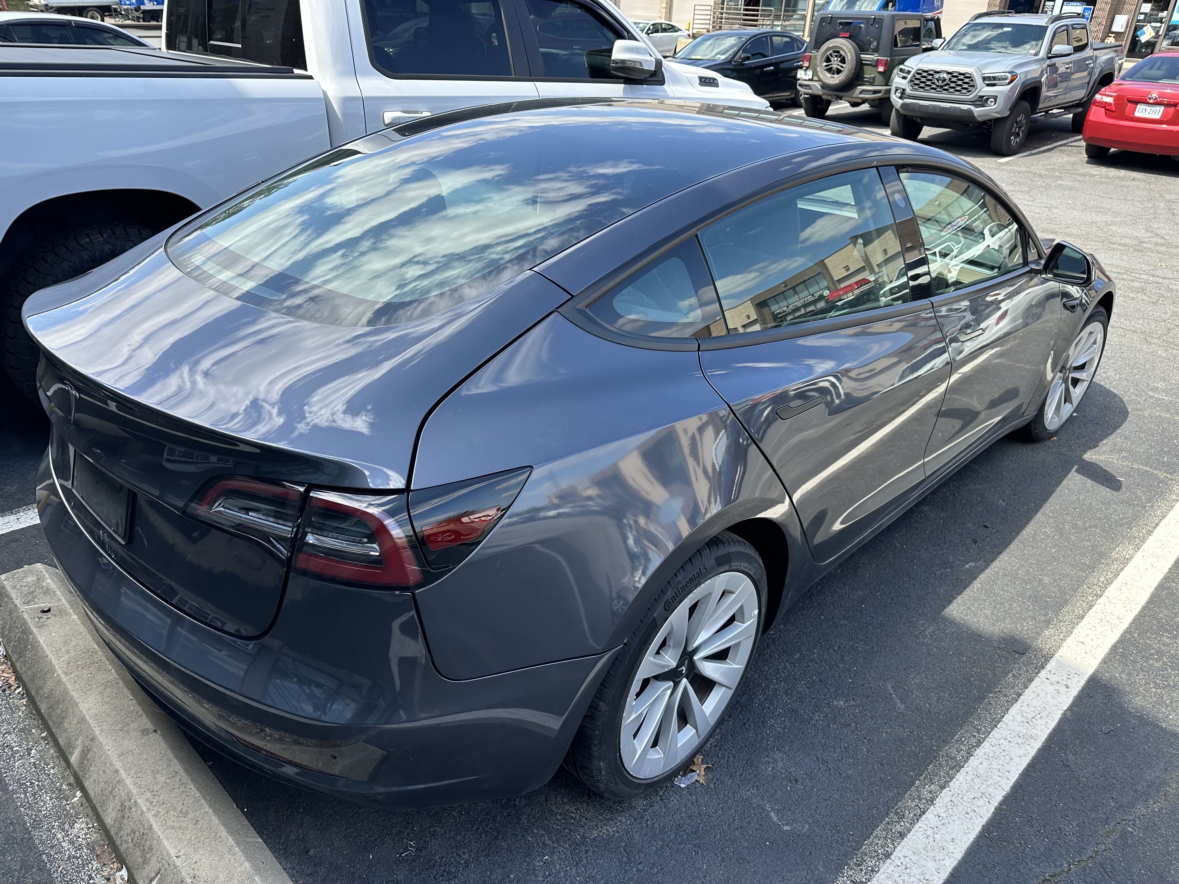 5YJ3E1EA9PF446875 2023 Tesla Model 3