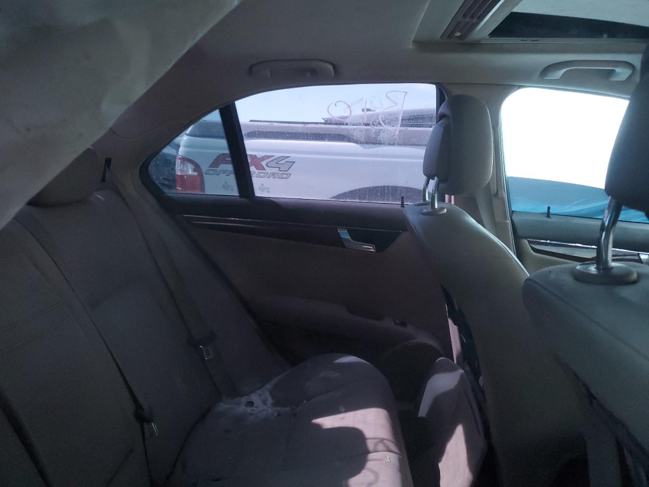 2010 Mercedes-Benz C 300 4Matic VIN: WDDGF8BB3AF403310 Lot: 58365824