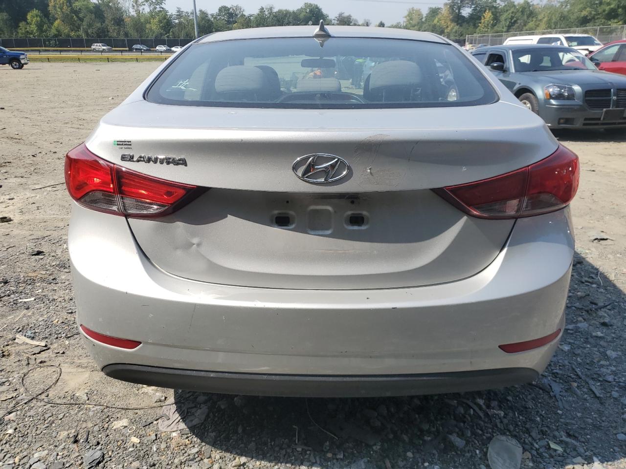 5NPDH4AE5GH738577 2016 Hyundai Elantra Se