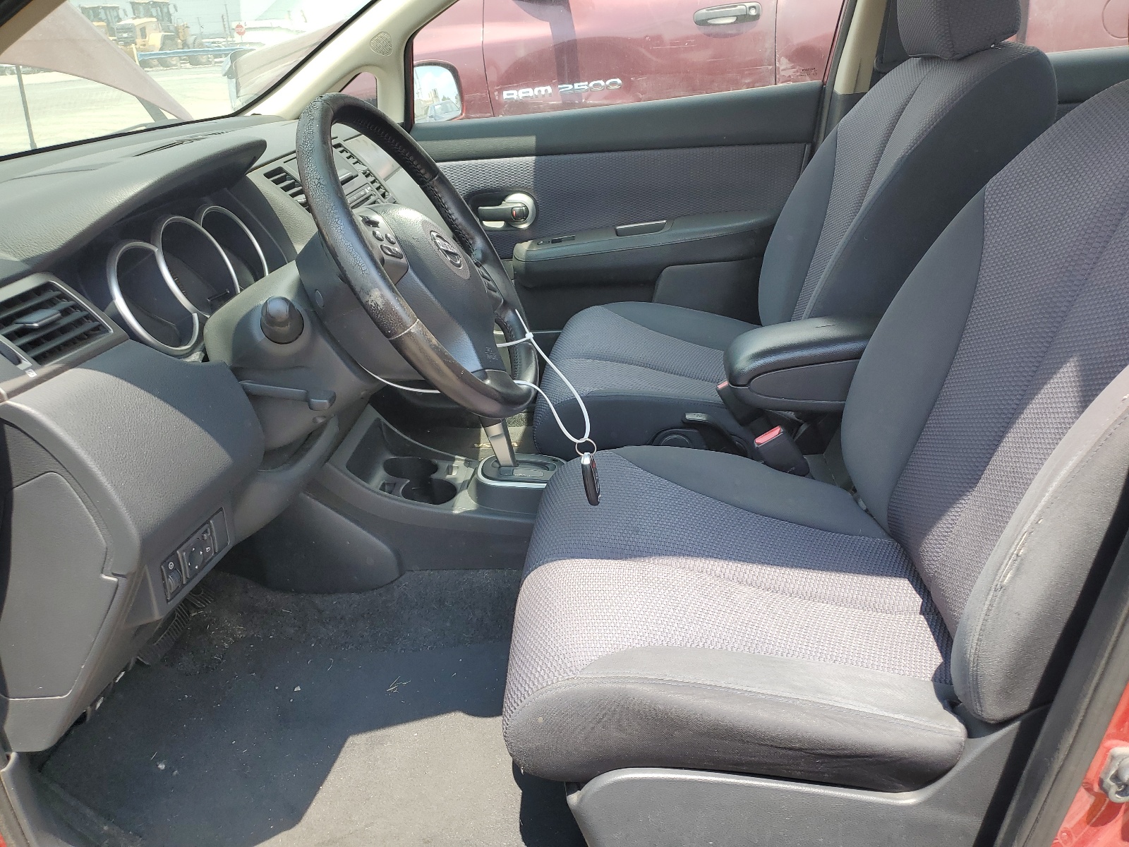 3N1BC11EX7L407629 2007 Nissan Versa S
