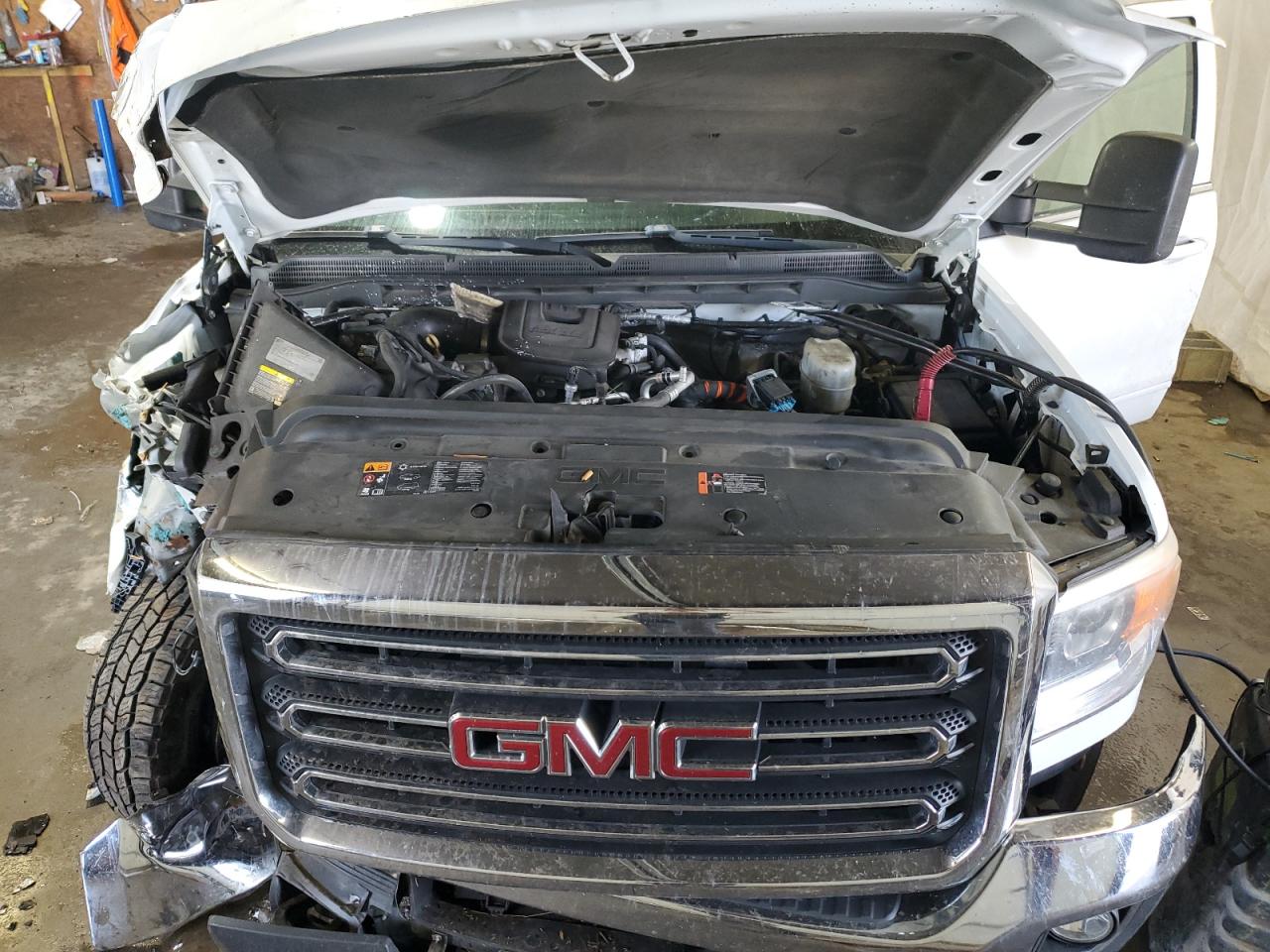 1GT22YE82FZ111993 2015 GMC Sierra K2500 Sle