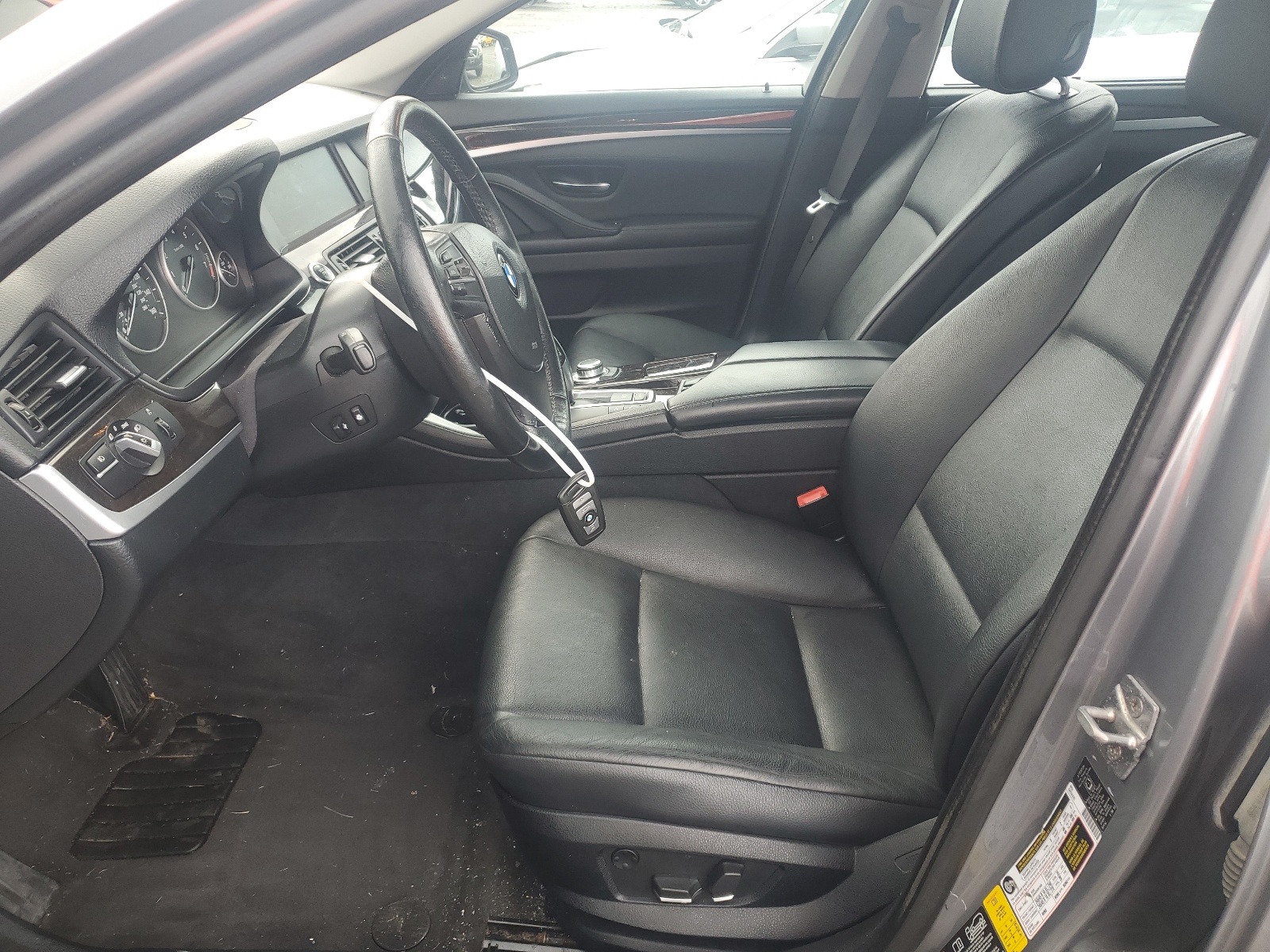 WBAFU7C50BC877021 2011 BMW 535 Xi