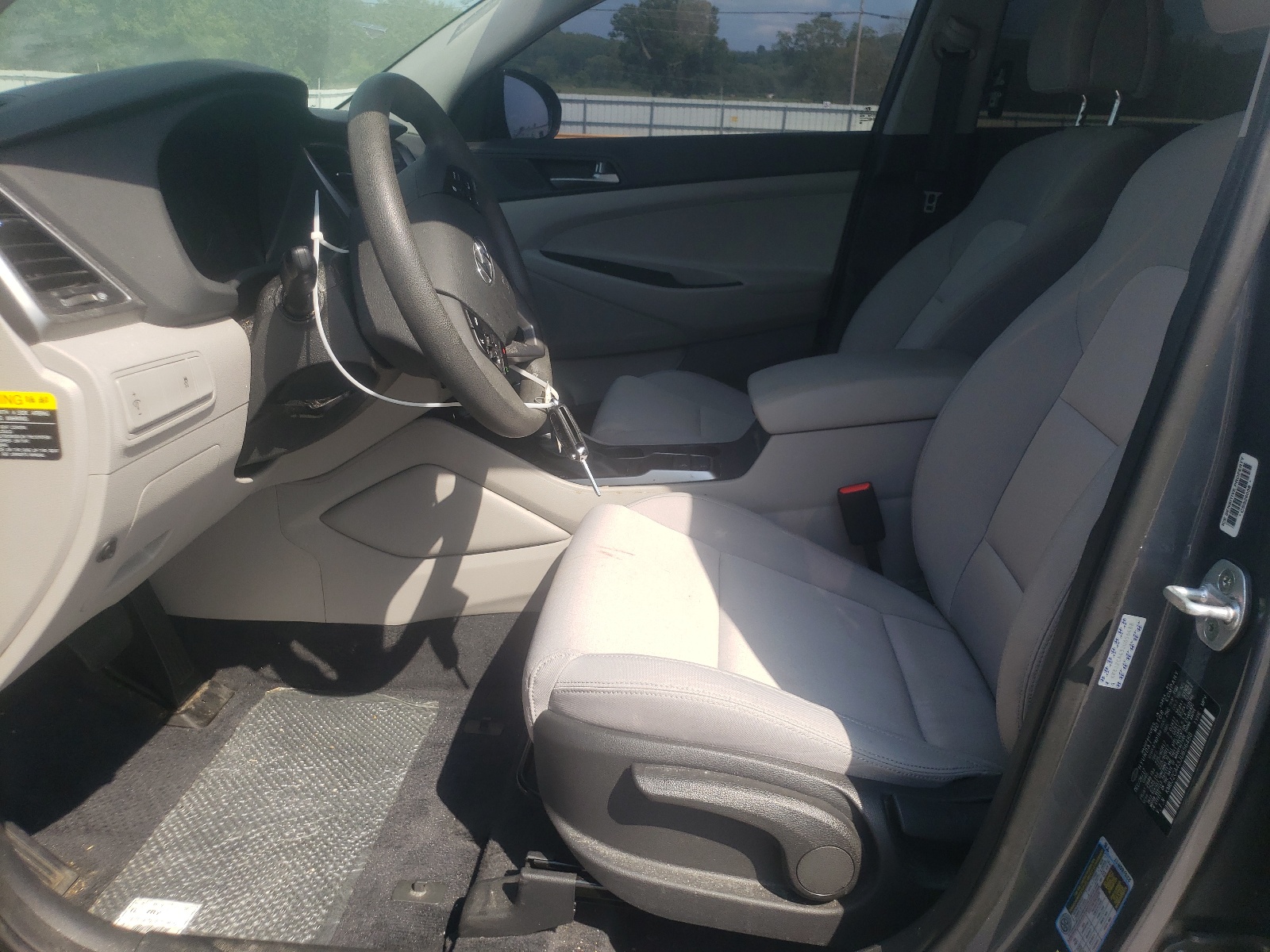 KM8J2CA43JU656488 2018 Hyundai Tucson Se