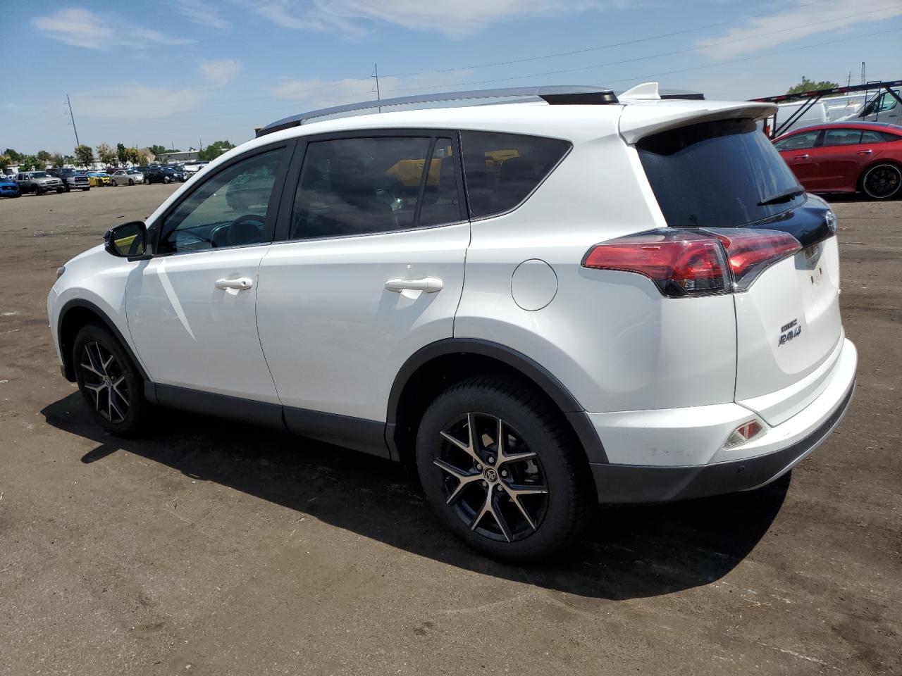 JTMJFREV7HD211213 2017 TOYOTA RAV 4 - Image 2