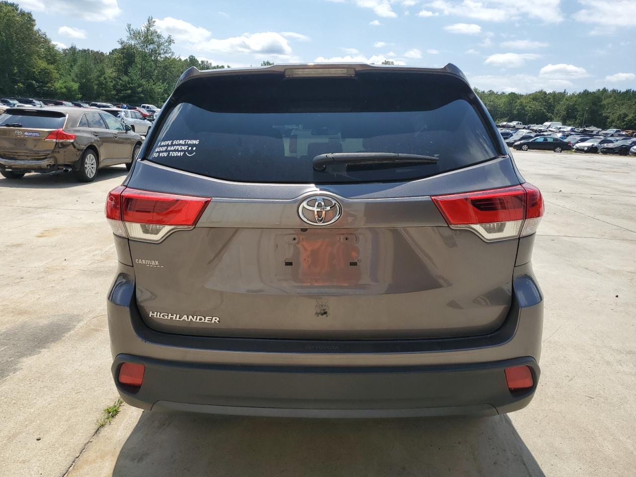 2019 Toyota Highlander Le VIN: 5TDZARFH4KS056674 Lot: 67129904