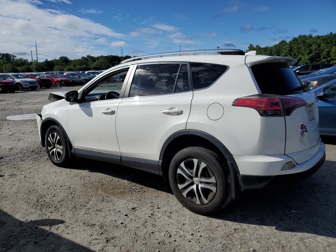 JTMBFREV6HJ707951 2017 TOYOTA RAV 4 - Image 2