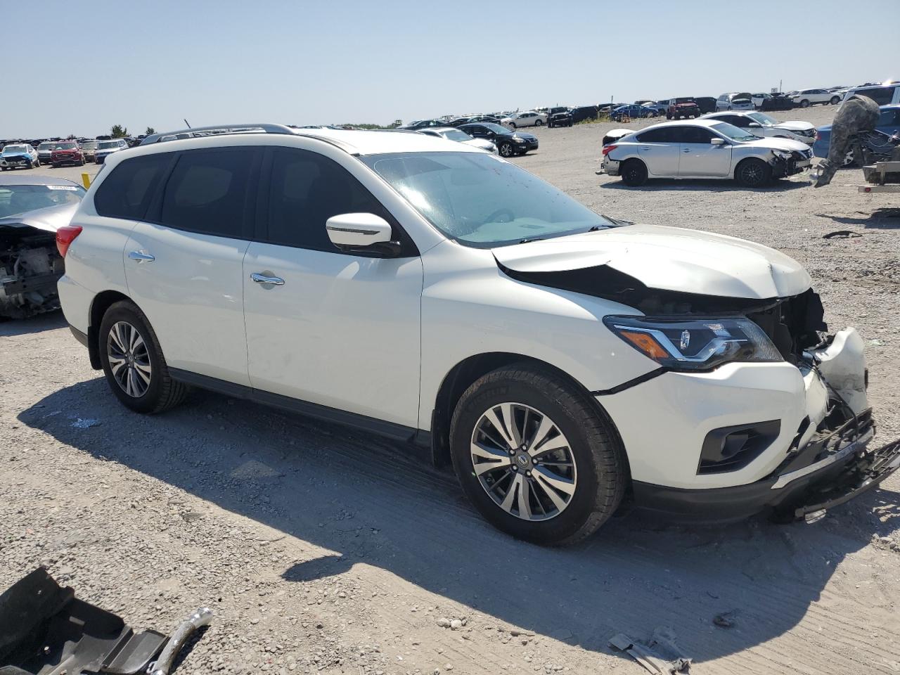 2017 Nissan Pathfinder S VIN: 5N1DR2MM5HC633616 Lot: 68700534