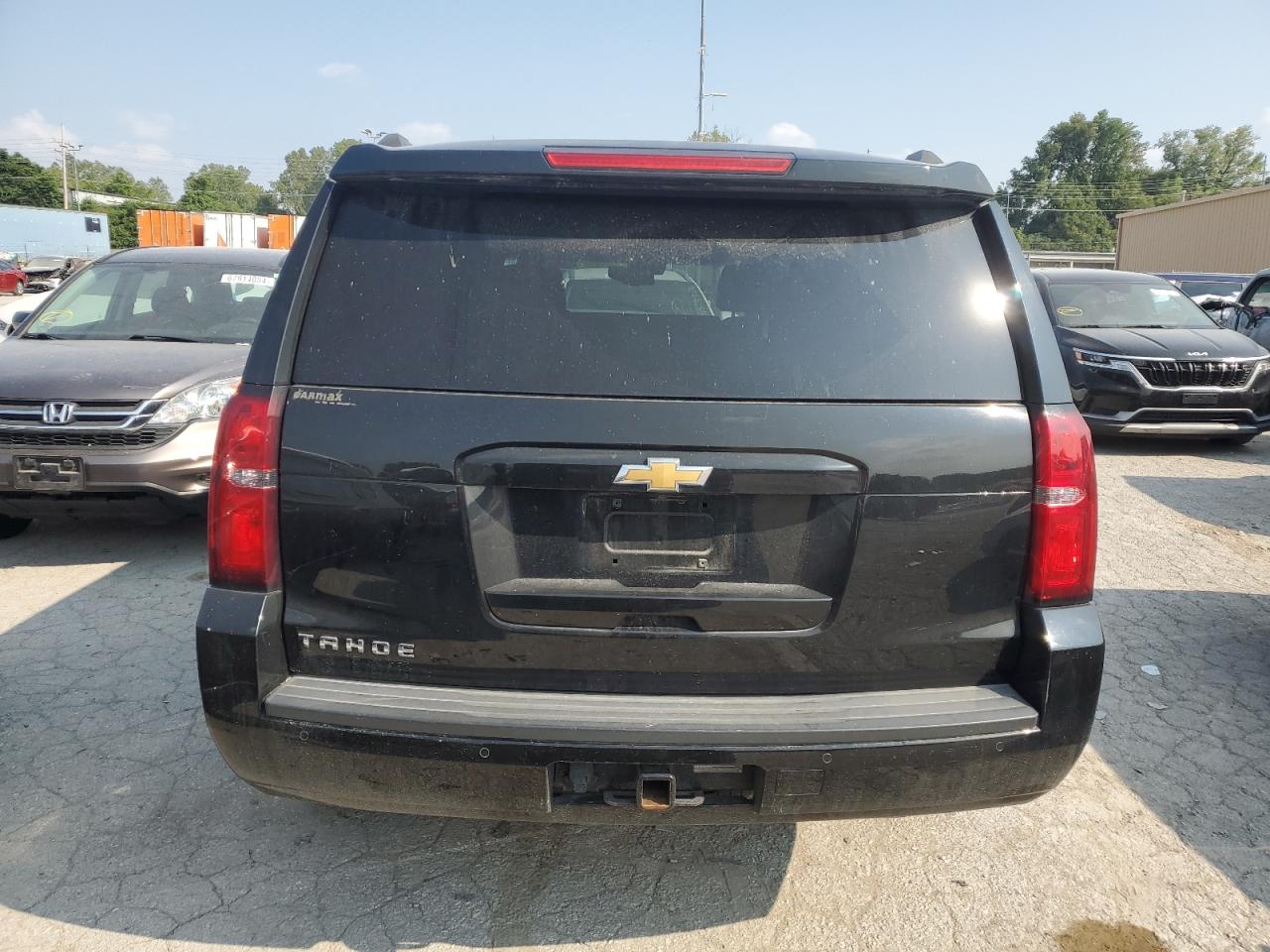 1GNSKBKC3KR307089 2019 Chevrolet Tahoe K1500 Lt