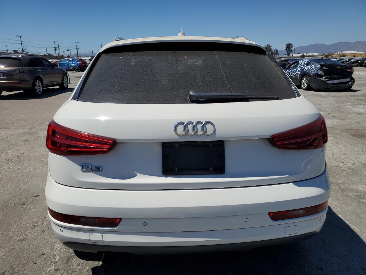 2018 Audi Q3 Premium VIN: WA1BCCFS0JR001134 Lot: 67999434