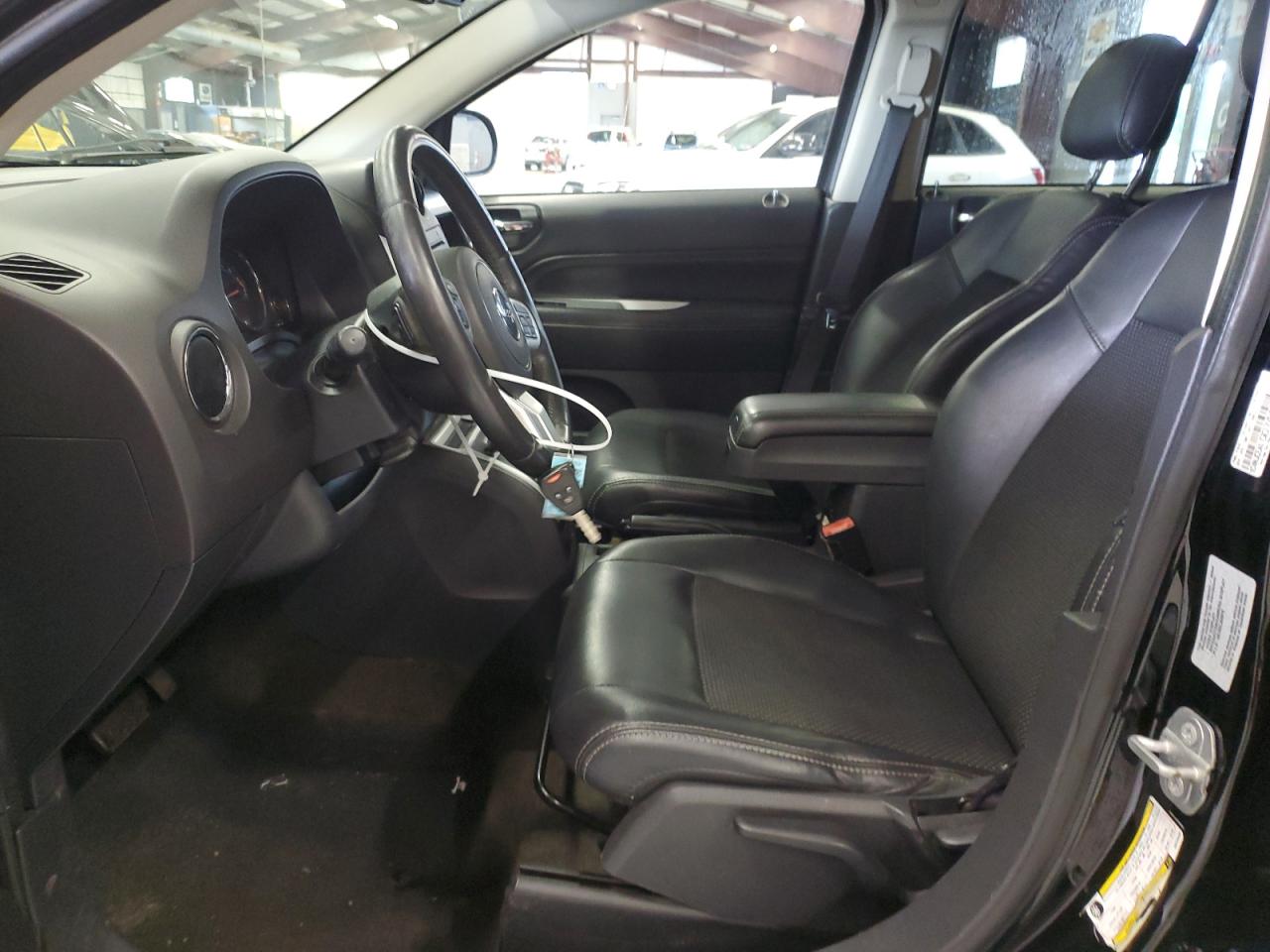 2016 Jeep Compass Latitude VIN: 1C4NJCEA0GD744433 Lot: 68353924