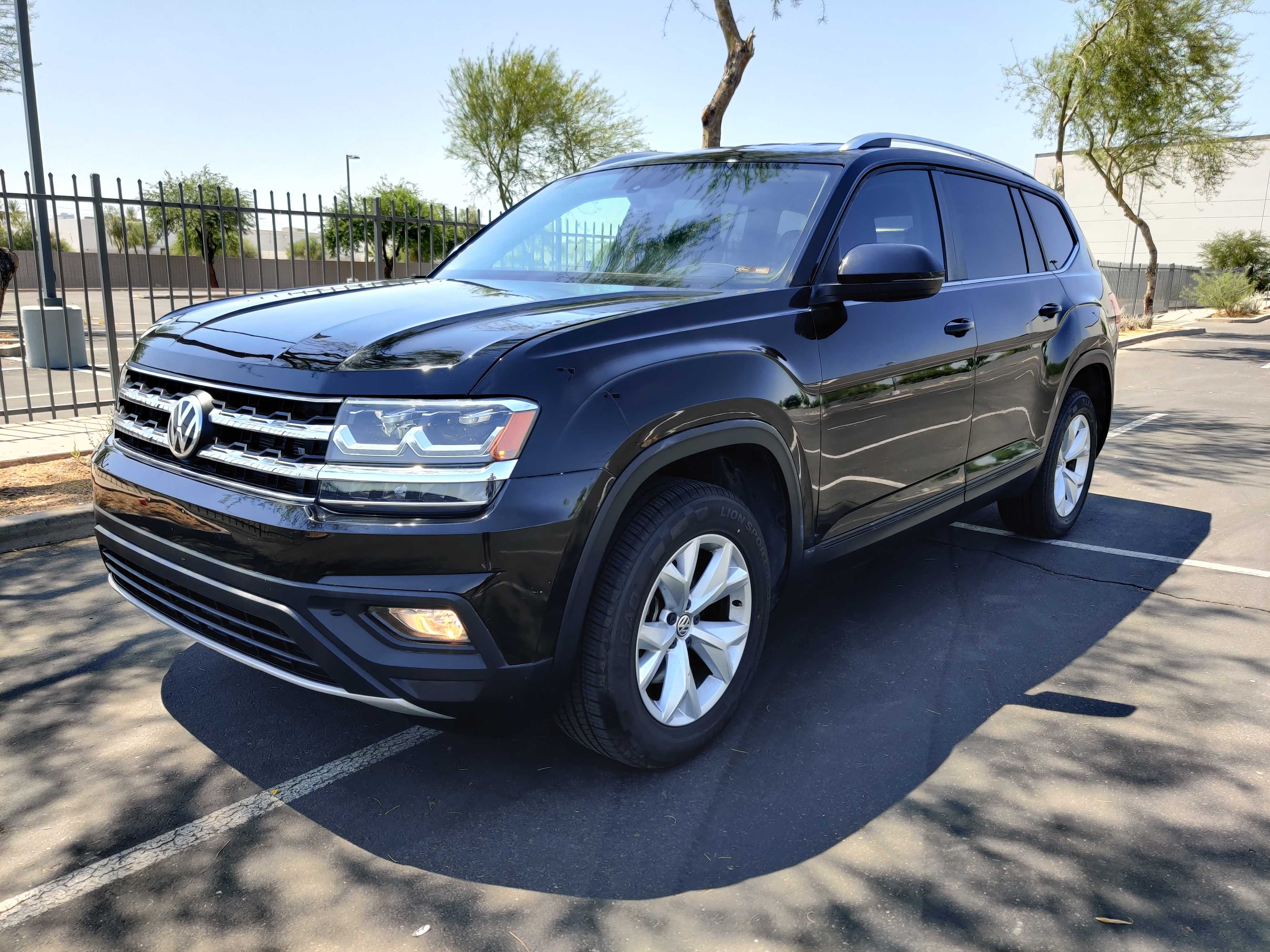 2019 Volkswagen Atlas Se vin: 1V2DR2CA0KC597092