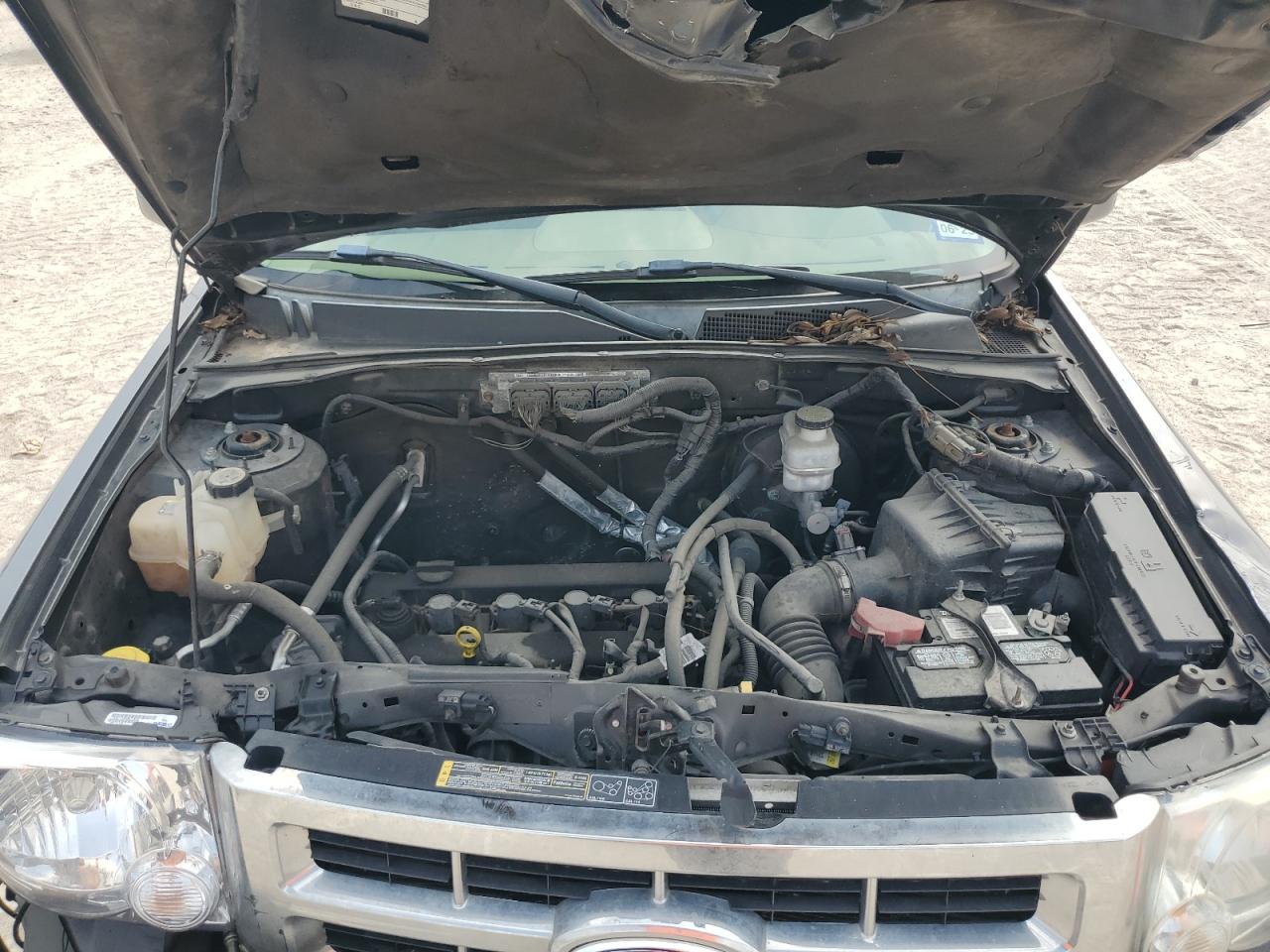 2011 Ford Escape Limited VIN: 1FMCU0E71BKB71625 Lot: 68695824