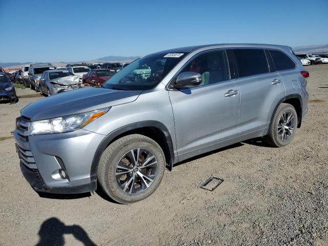  TOYOTA HIGHLANDER 2017 Серебристый