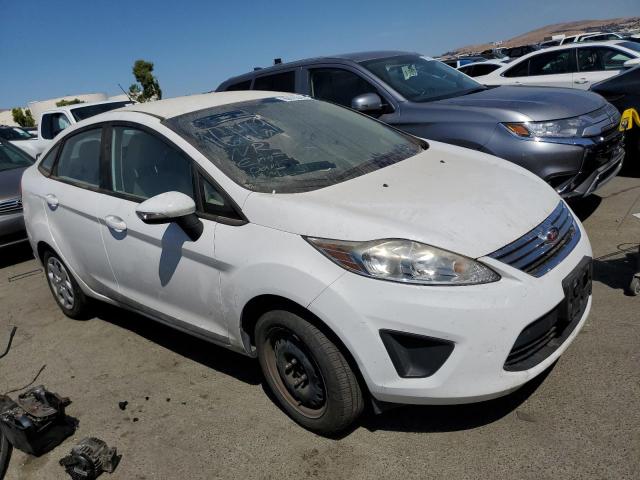 Седаны FORD FIESTA 2013 Белый